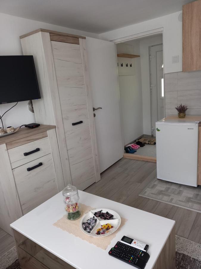 Mala Kuca Apartment Foca Bagian luar foto
