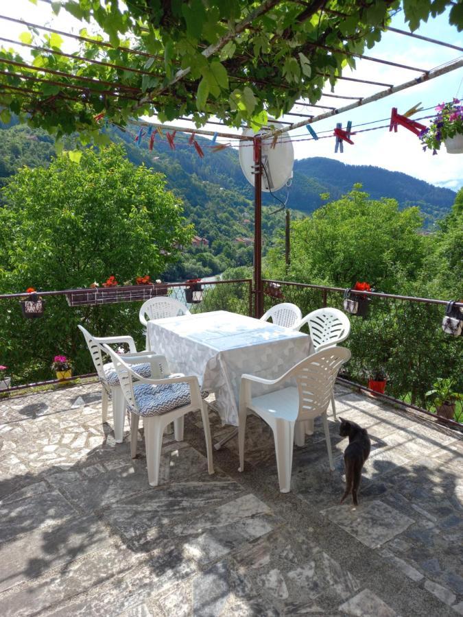 Mala Kuca Apartment Foca Bagian luar foto