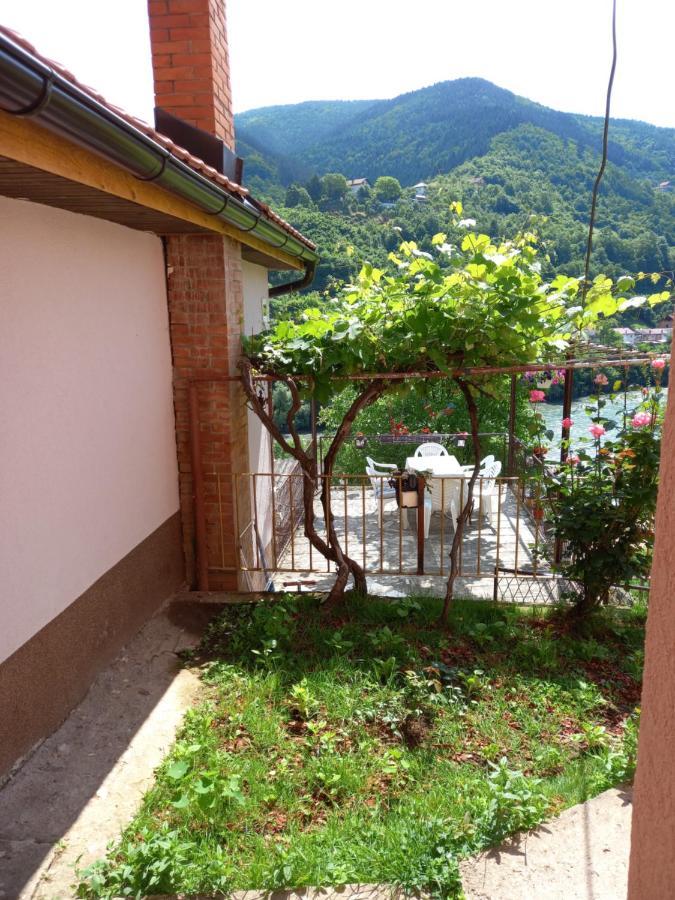 Mala Kuca Apartment Foca Bagian luar foto
